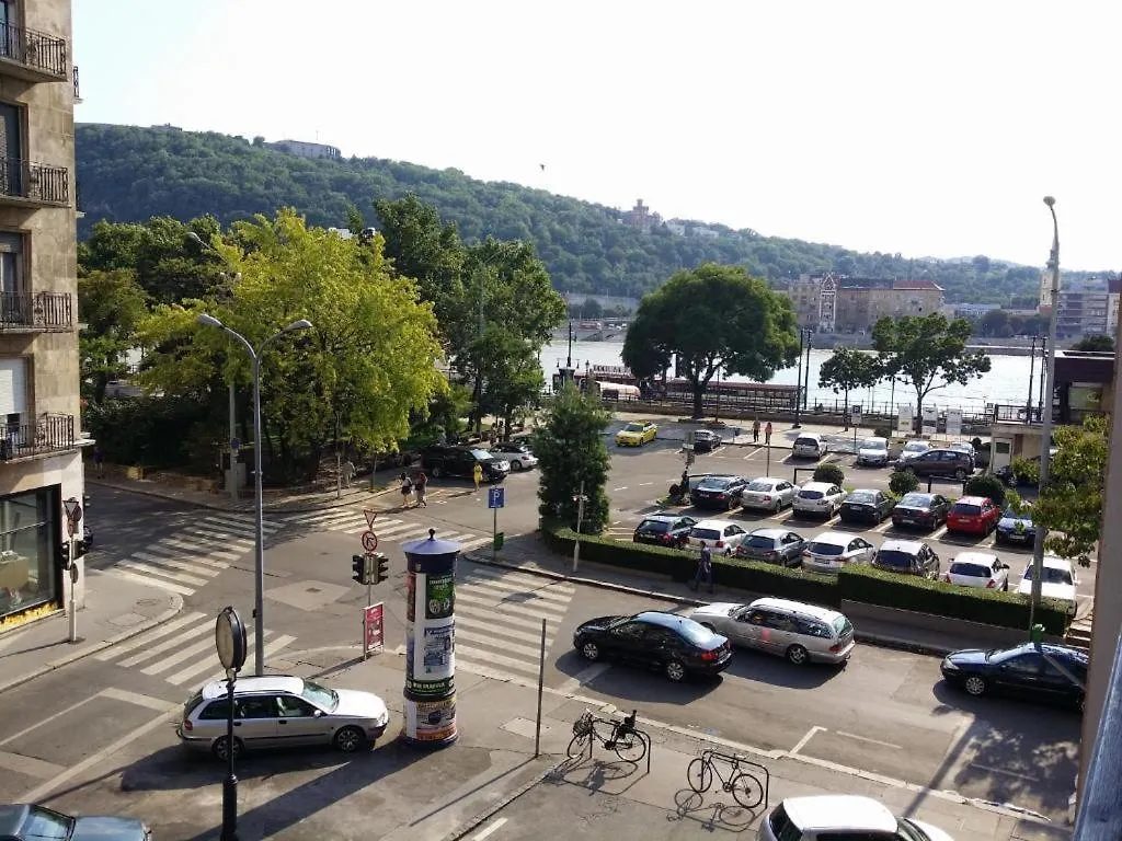 B&P Maine Street Apartments Budapest
